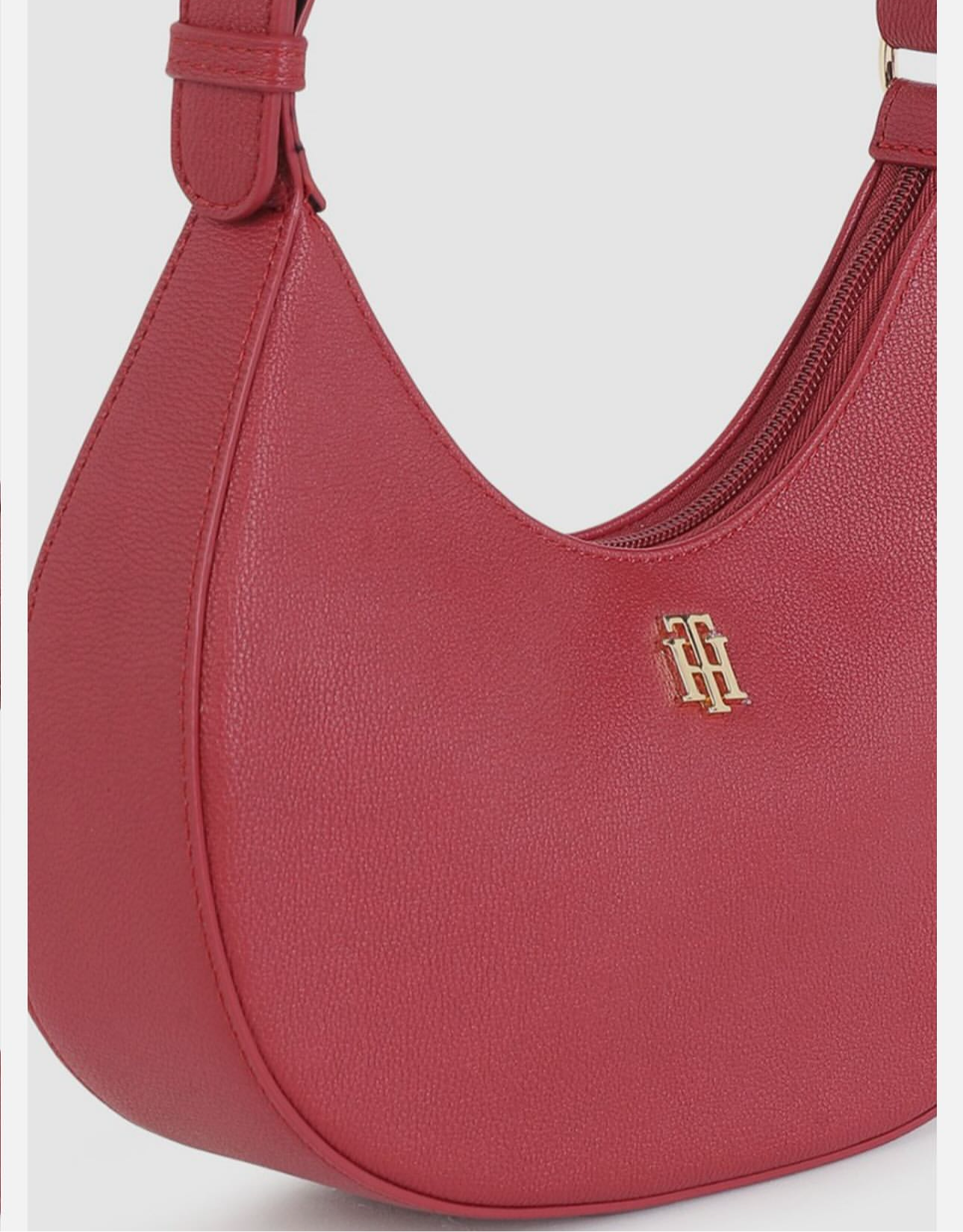 Tommy Hilfiger Bag