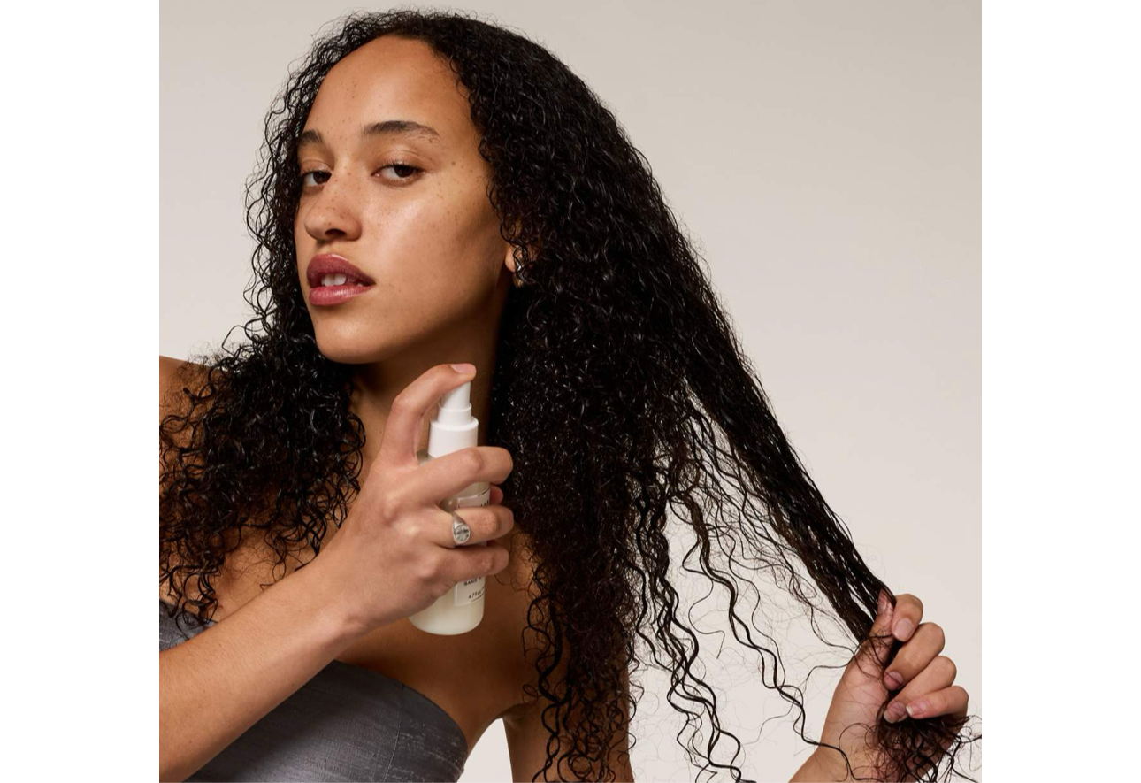 OUAI-Detangling and Frizz Fighting Leave In Conditioner