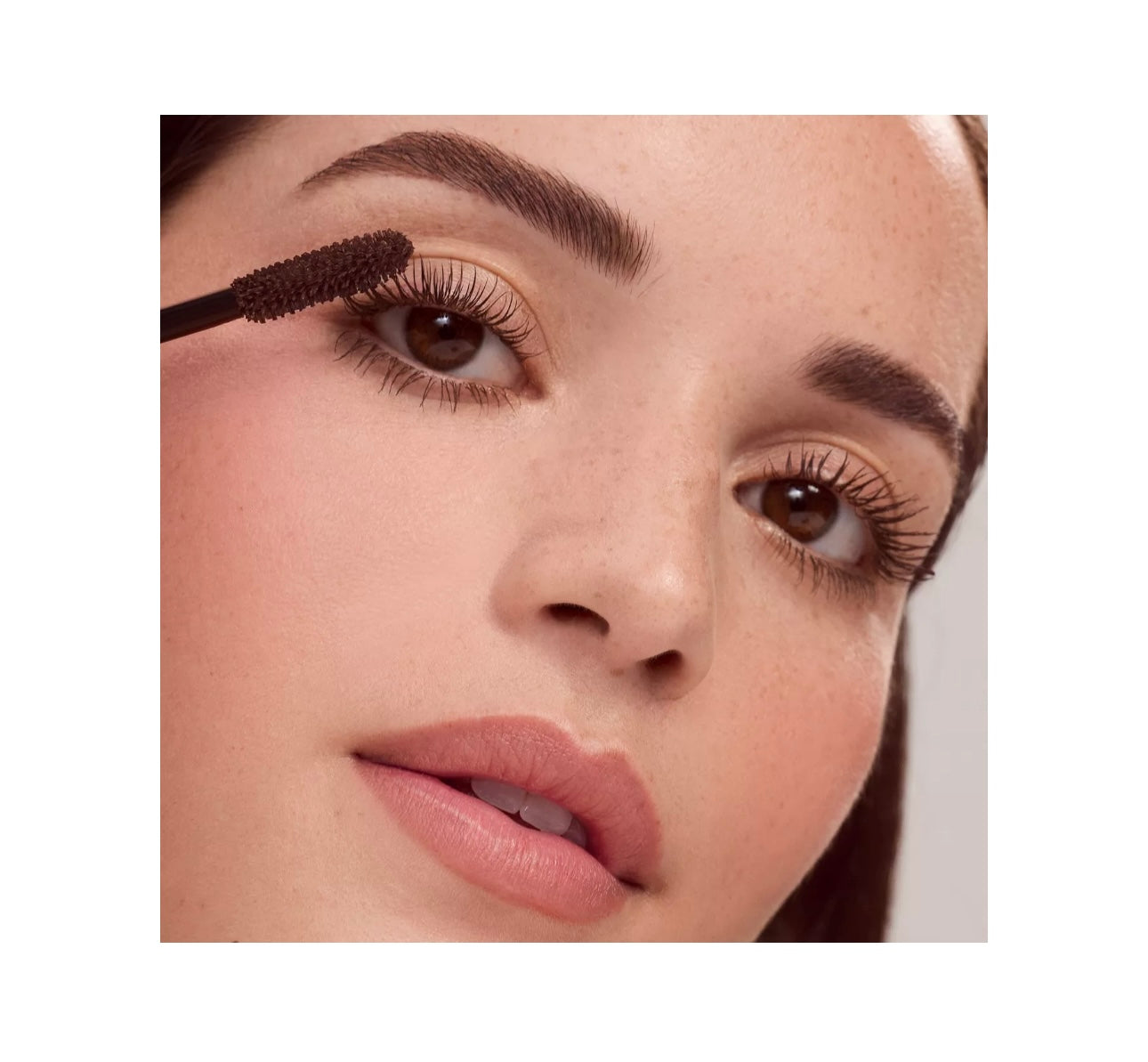 Rare Beauty- Perfect Strokes Universal Volumizing Mascara
