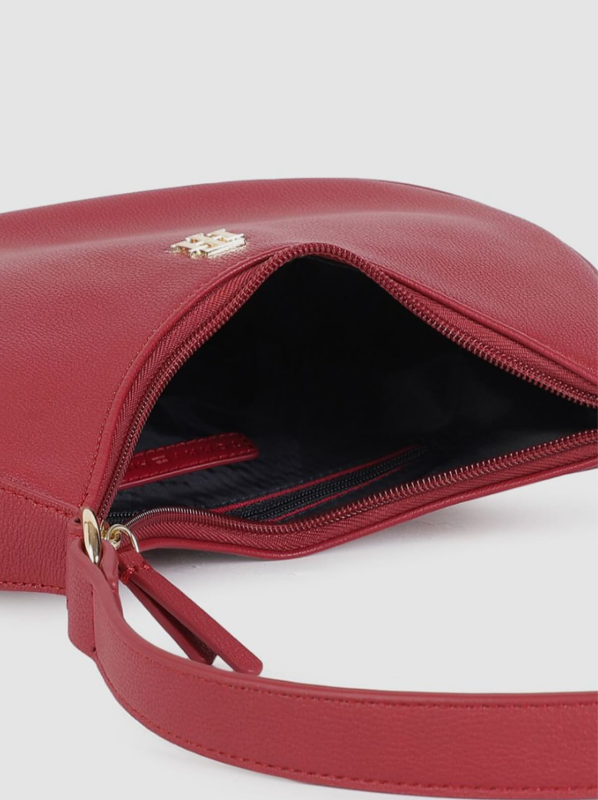 Tommy Hilfiger Bag
