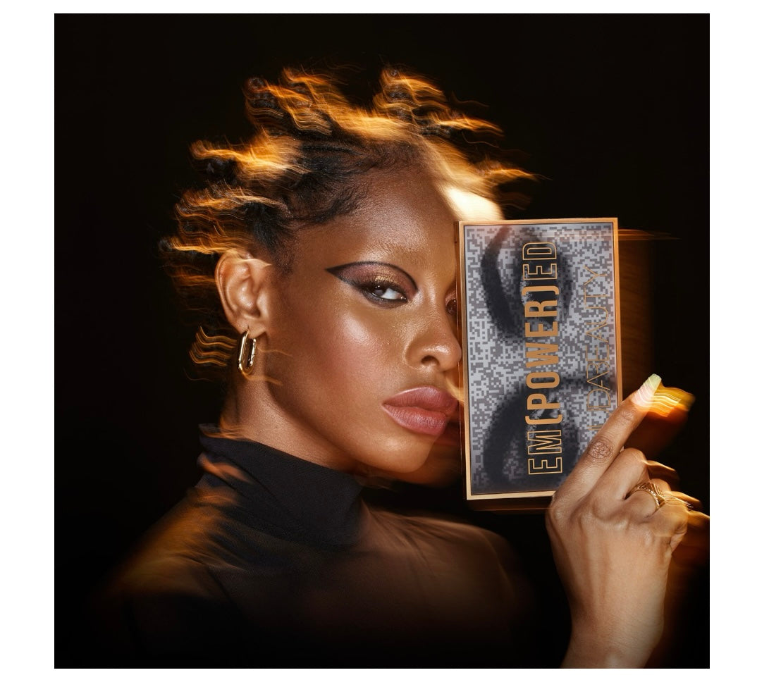 Huda Beauty- Empowered Eyeshadow Palette