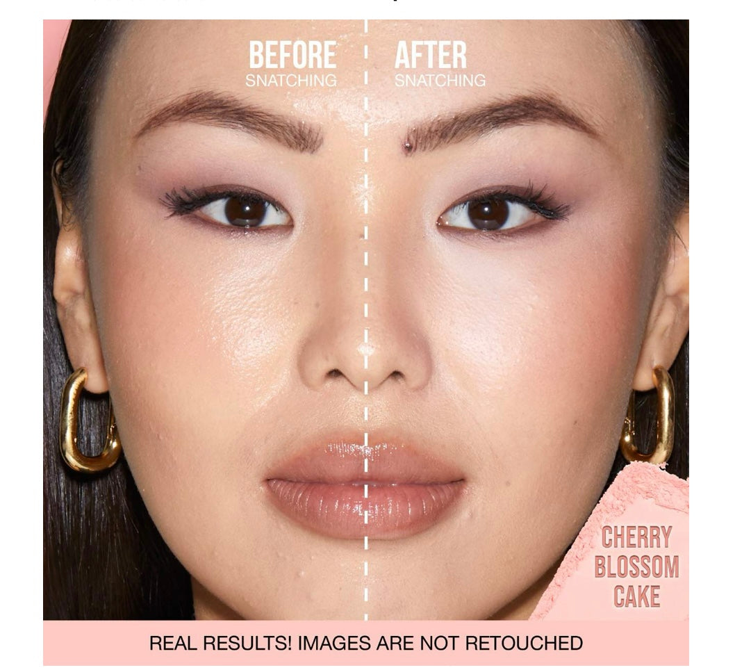 Huda Beauty- Easy Bake Brightening and Setting Powder