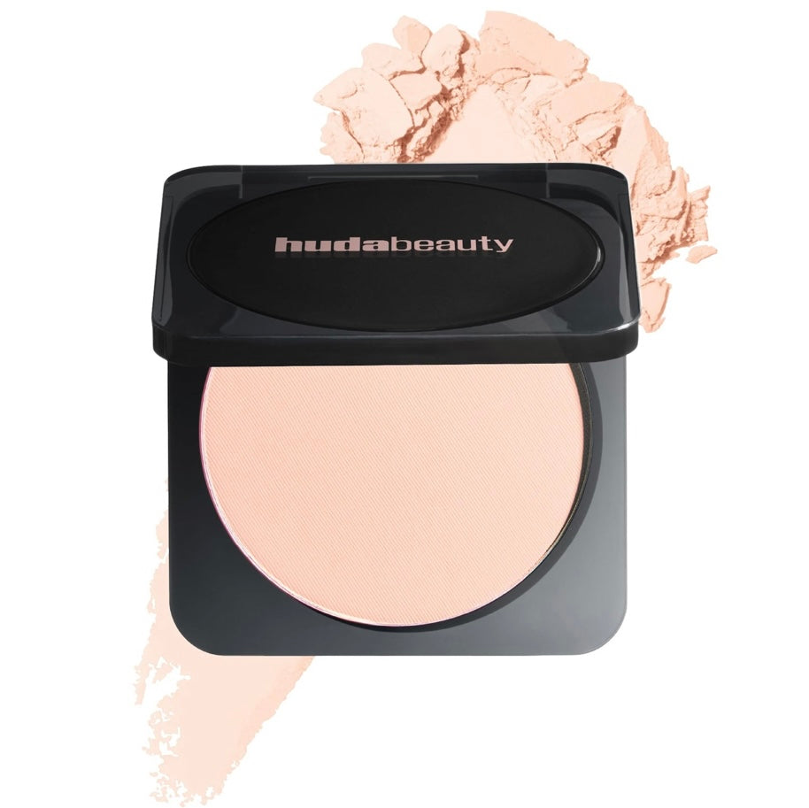 Huda Beauty- Easy Bake Airbrush Matte Pressed Setting Powder