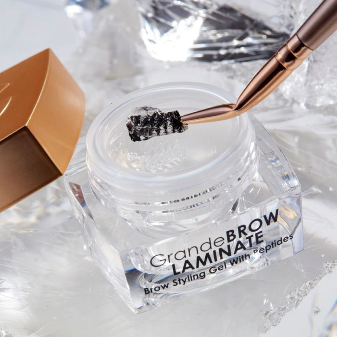 Grande Cosmetics-LAMINATE
Brow Styling Gel PLUS Brow Brush