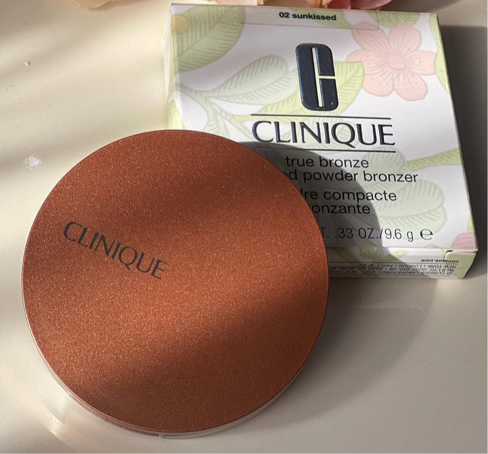 Clinique- True Bronze™ Pressed Powder Bronzer