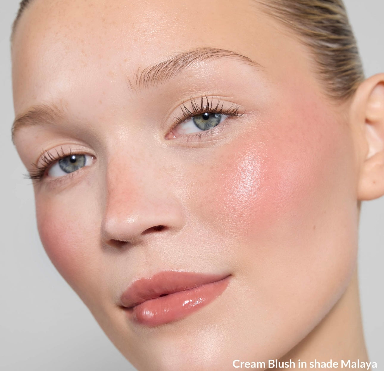 REFY- Cream Blush