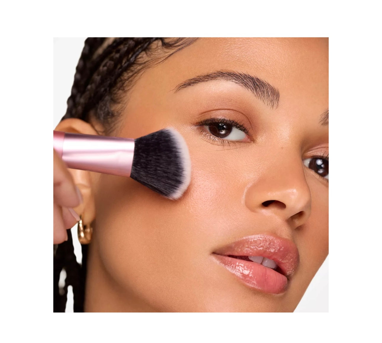 Real Techniques- Ultimate Multi-Tasker Brush