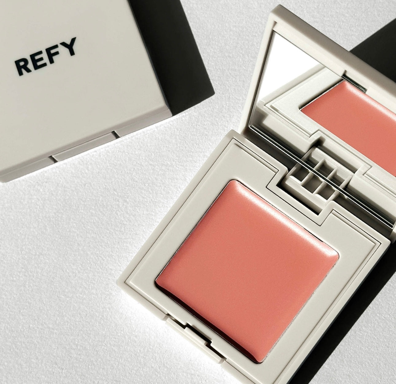 REFY- Cream Blush