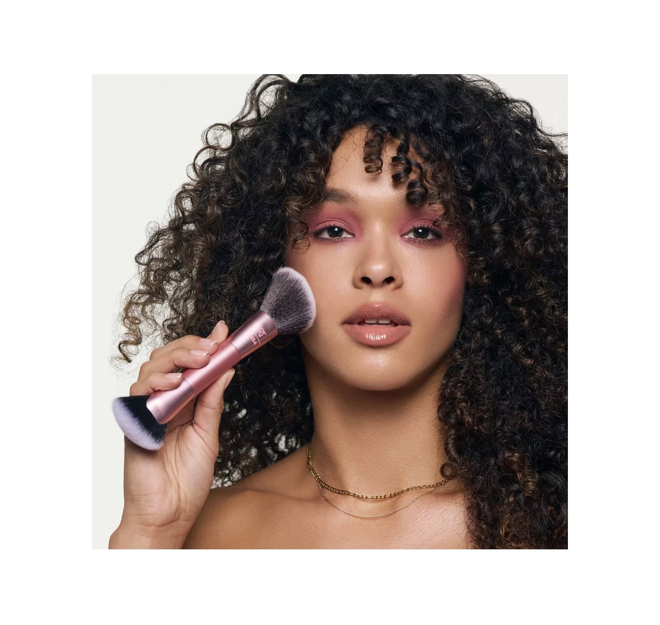 Real Techniques- Angled Fan Dual-Sided Finishing Brush