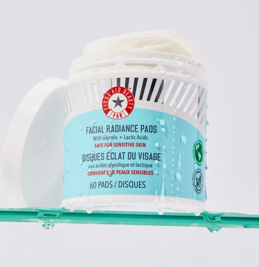 First Aid Beauty- Radiance Pads with Glycolic + Lactic Acids
