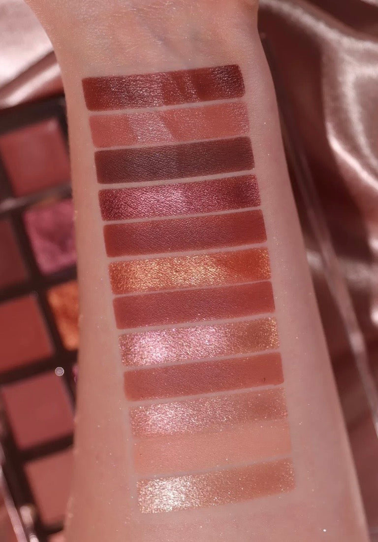 Revolution- The True Icon Bronze Eyeshadow Palette