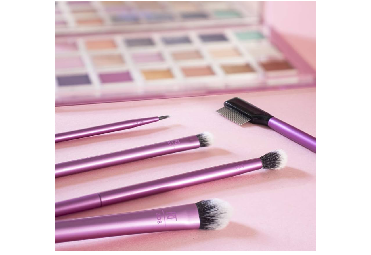 Real Techniques- Enhanced eye set for shadow + eyeliner + mascara