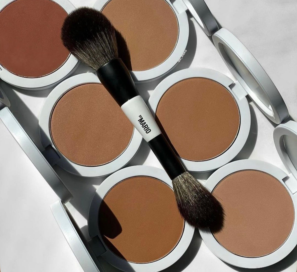 MAKEUP BY MARIO- SoftSculpt® Talc-Free Blurring Bronzer