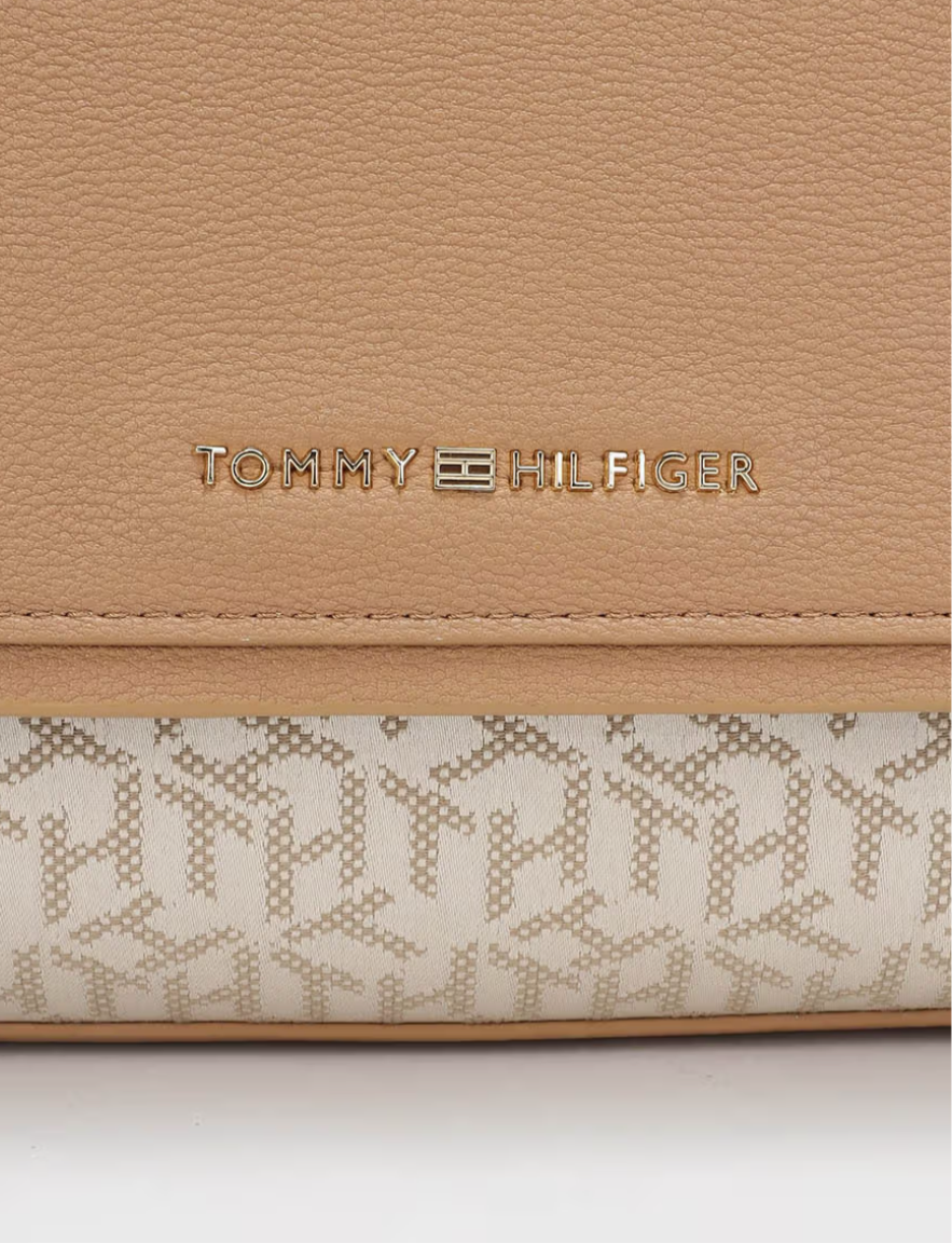 Tommy Hilfiger Bag
