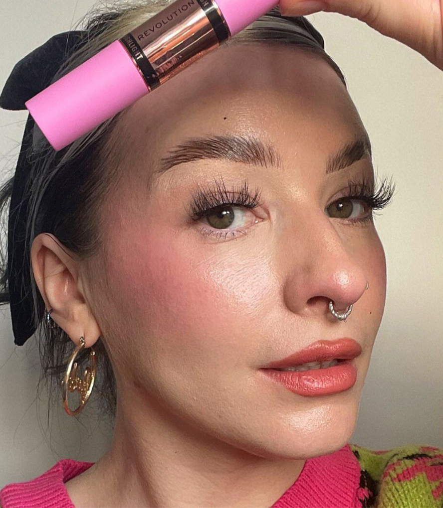 Revolution- Blush & Highlight Stick