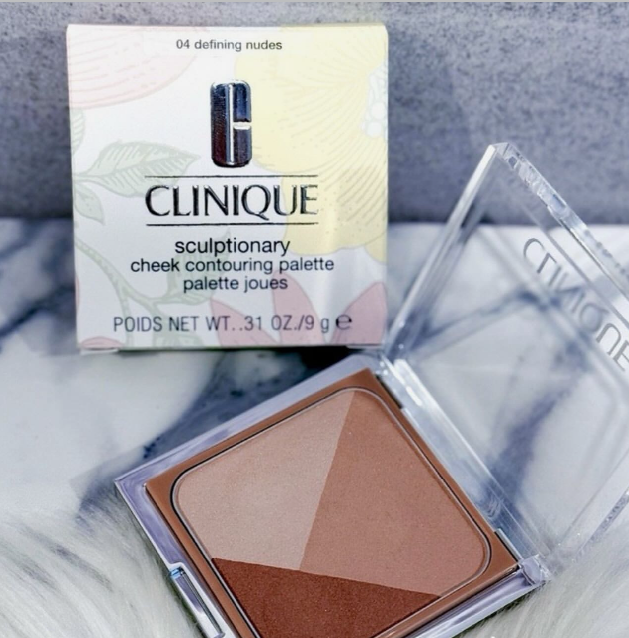 Clinique- sculptionary
cheek contouring palette