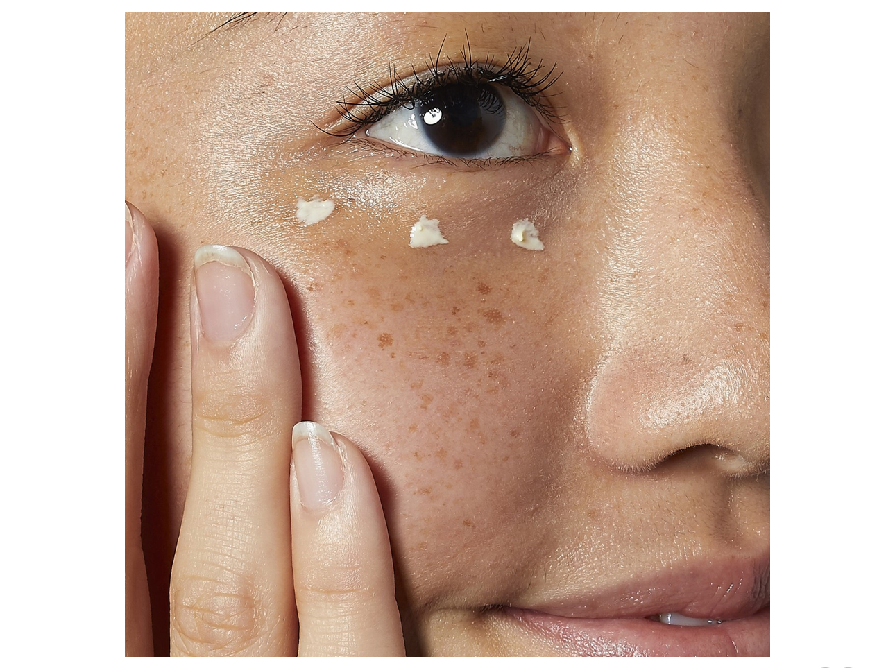 KIEHL’S-Hydrating Eye Treatment Cream with Avocado