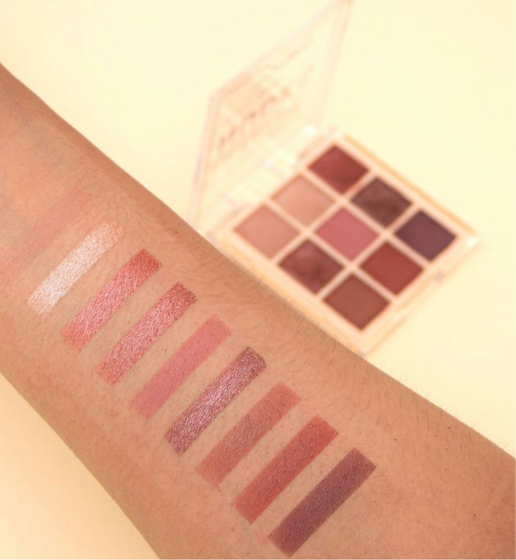 Revolution- Ultimate Nudes Eyeshadow Palette | Dark