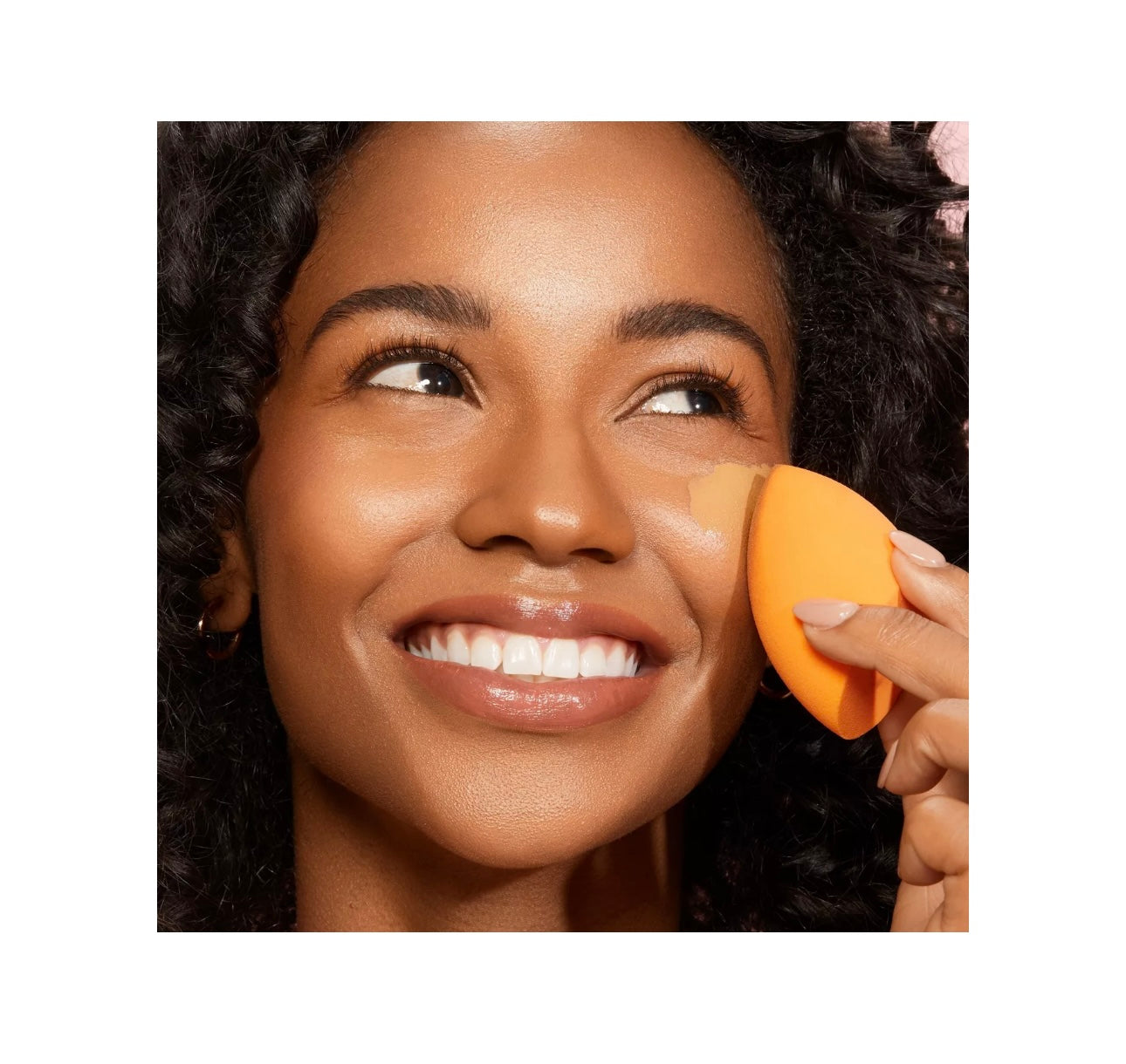 Real Techniques- Miracle Complexion Makeup Blending Sponge