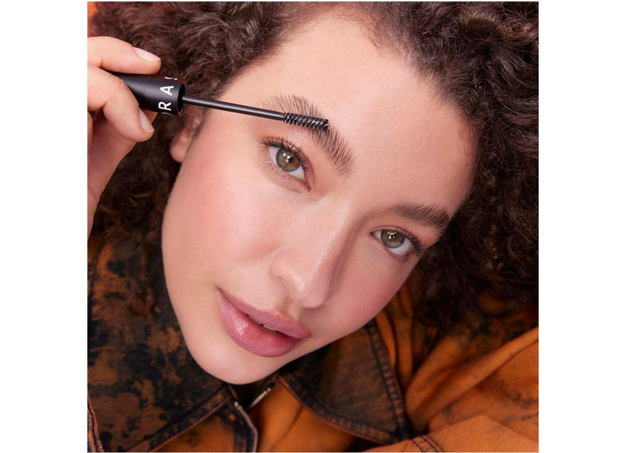 Sephora -Fluff & Fix 12HR Brow Wax for Lamination Effect
