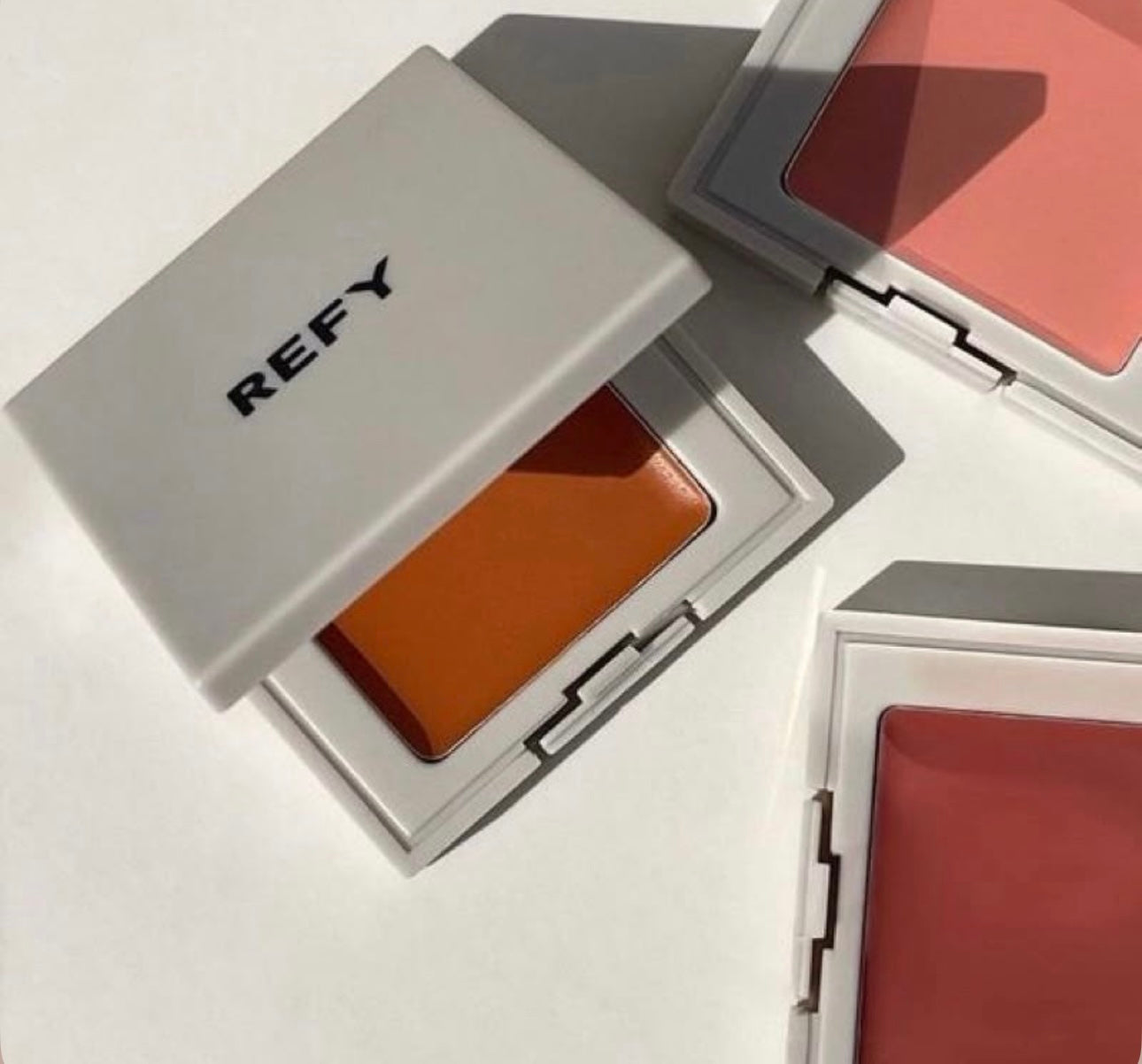 REFY- Cream Blush