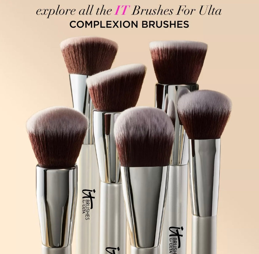 IT Cosmetics- Airbrush Complexion Perfection Brush