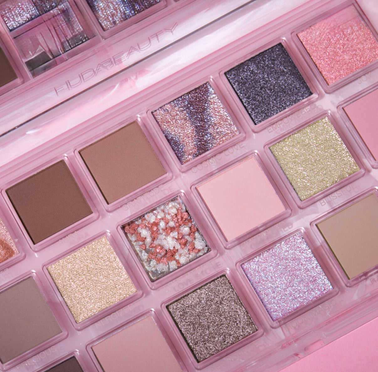 Huda Beauty- Rose Quartz Eyeshadow Palette