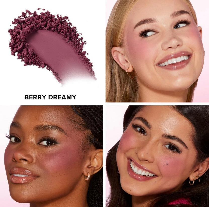 Too Faced- Cloud Crush Blurring Powder Blush