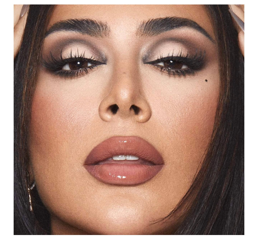 Huda Beauty- Creamy Obsessions Eyeshadow Palette